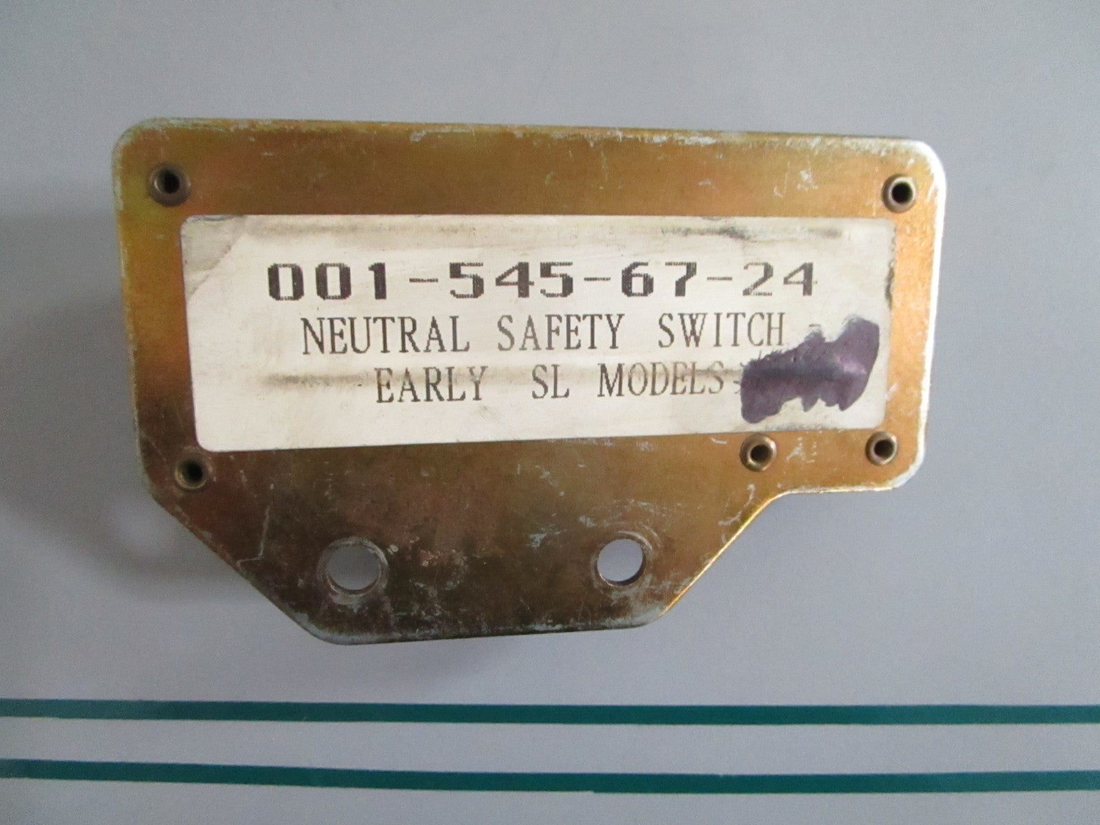NEW OEM 0015456724 Mercedes-Benz Neutral Safety Switch 0820