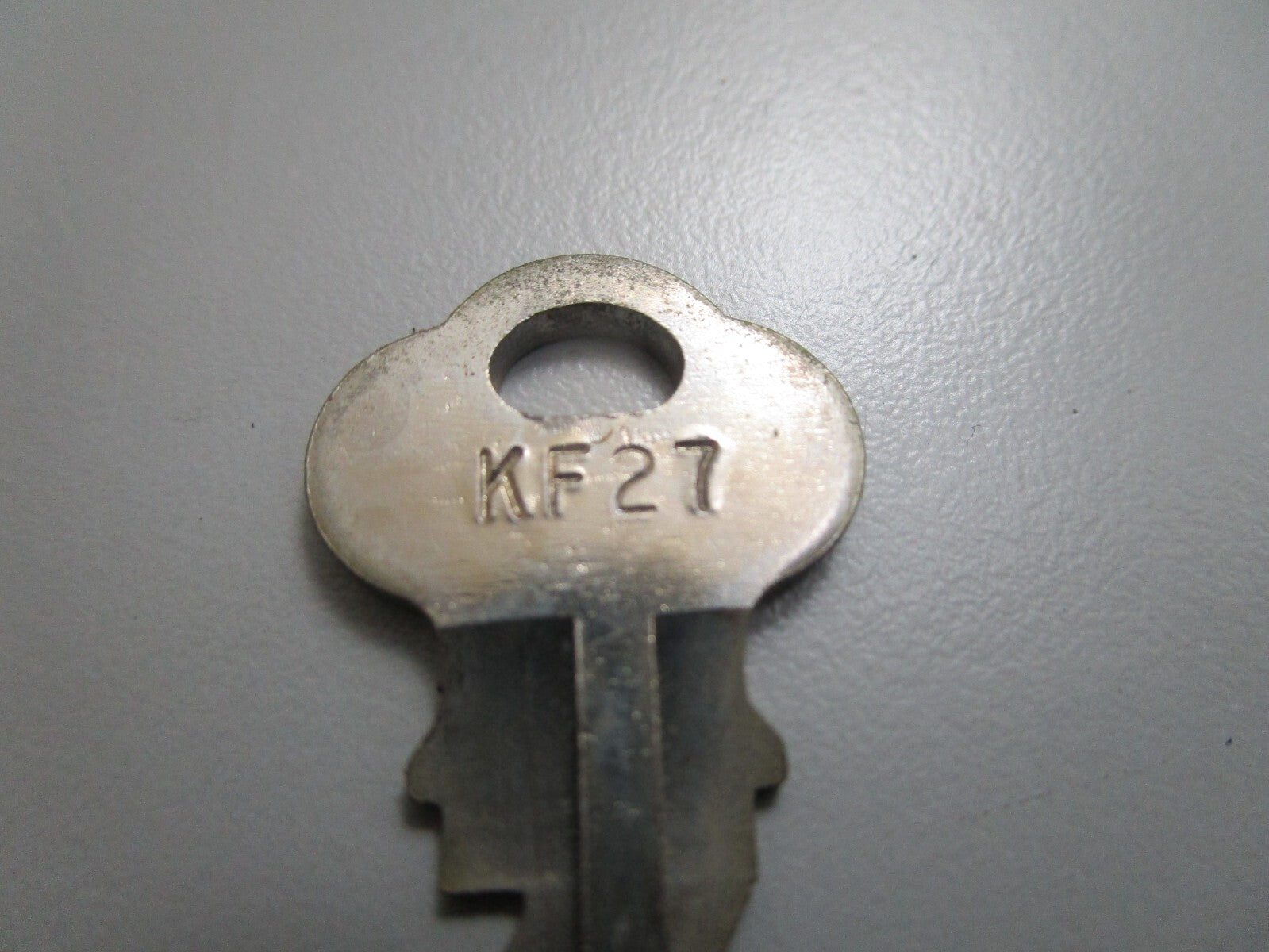 *NEW OEM* 0810 OMC Johnson Evinrude Ignition Key KF27 501542 0501542