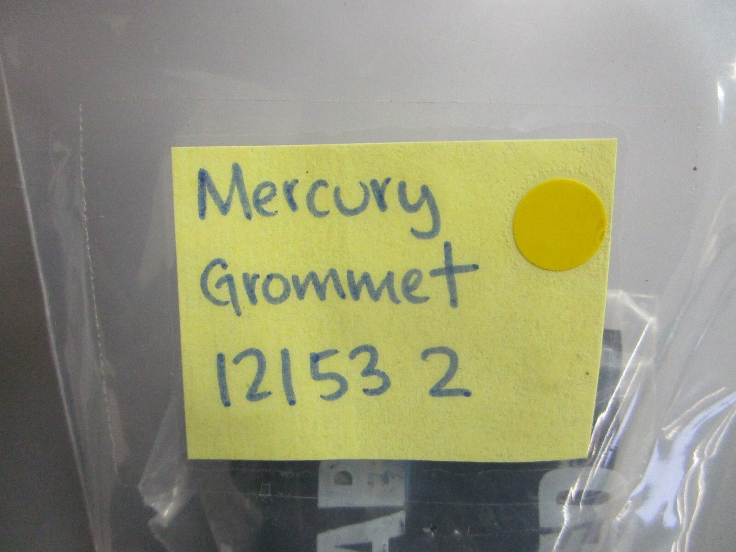 *NEW OEM* 0810 Mercury Quicksilver Grommet 121532