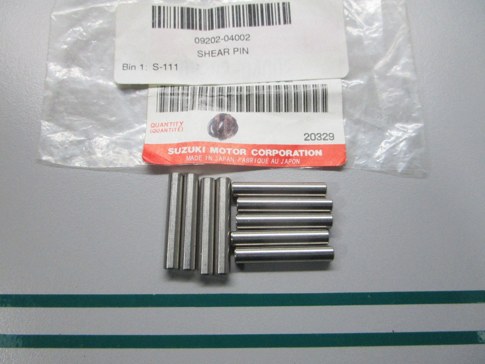 NEW OEM (LOT OF 9) 09202-04002 Suzuki Shear Pin 0810