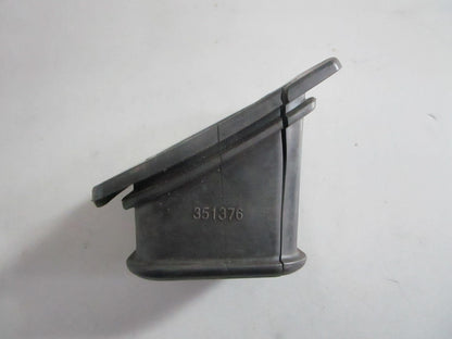 NEW OEM 351376 0351376 OMC Johnson Evinrude Grommet 0820