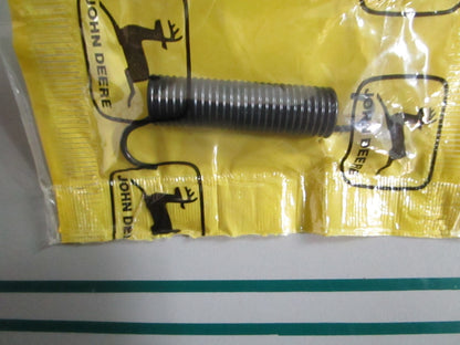 NEW OEM M117195 John Deere Extension Spring 0820