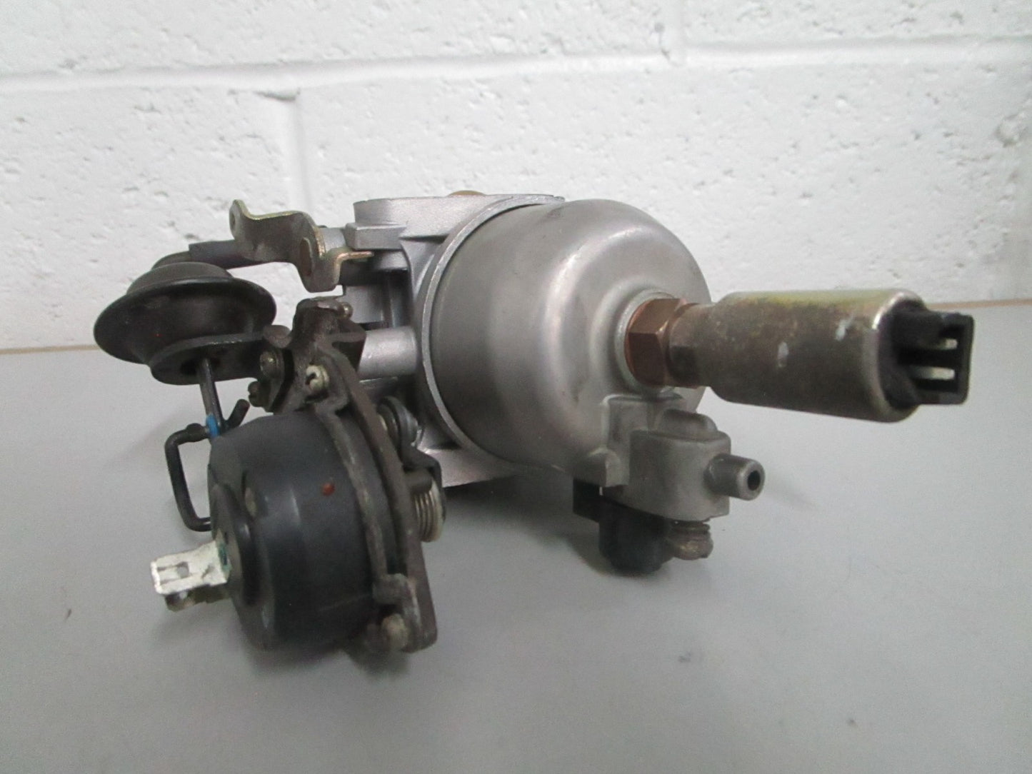 *NEW OEM* 0820 Cummins Carburetor 541-0765