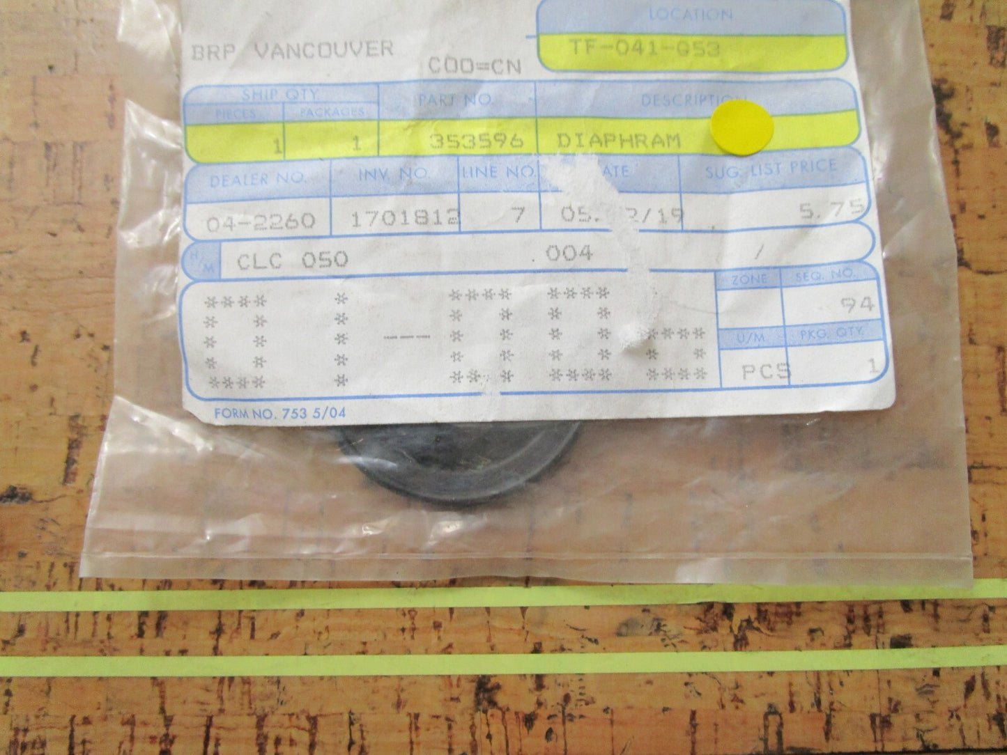 *NEW OEM* 0810 OMC Johnson Evinrude Diaphram 353596 0353596