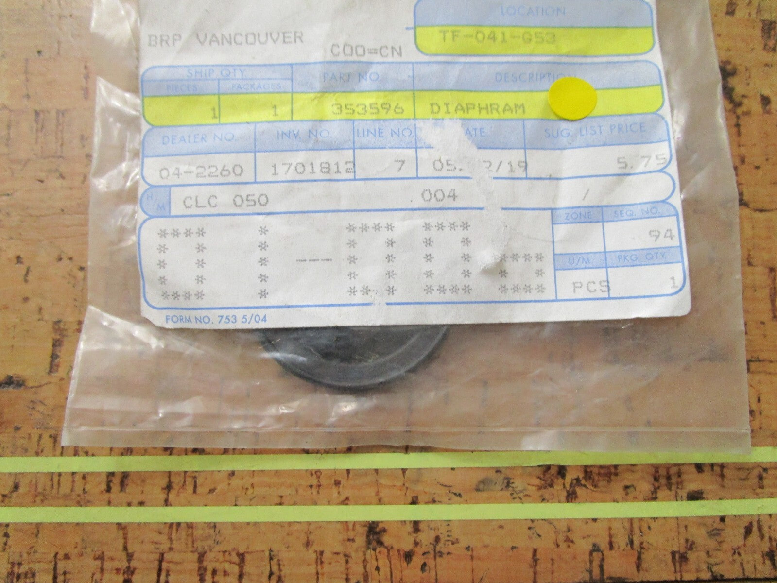 *NEW OEM* 0810 OMC Johnson Evinrude Diaphram 353596 0353596