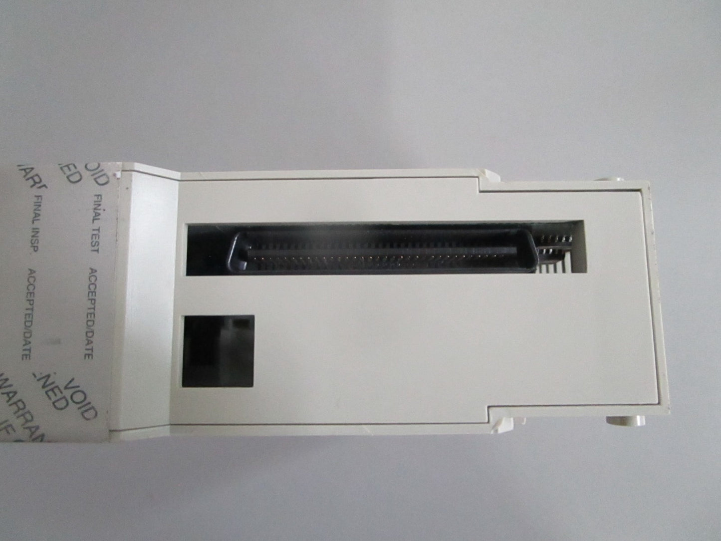 Schneider Modicon 140AMM09000 Quantum Analog Input Output 4I 2O NEW OEM 0820