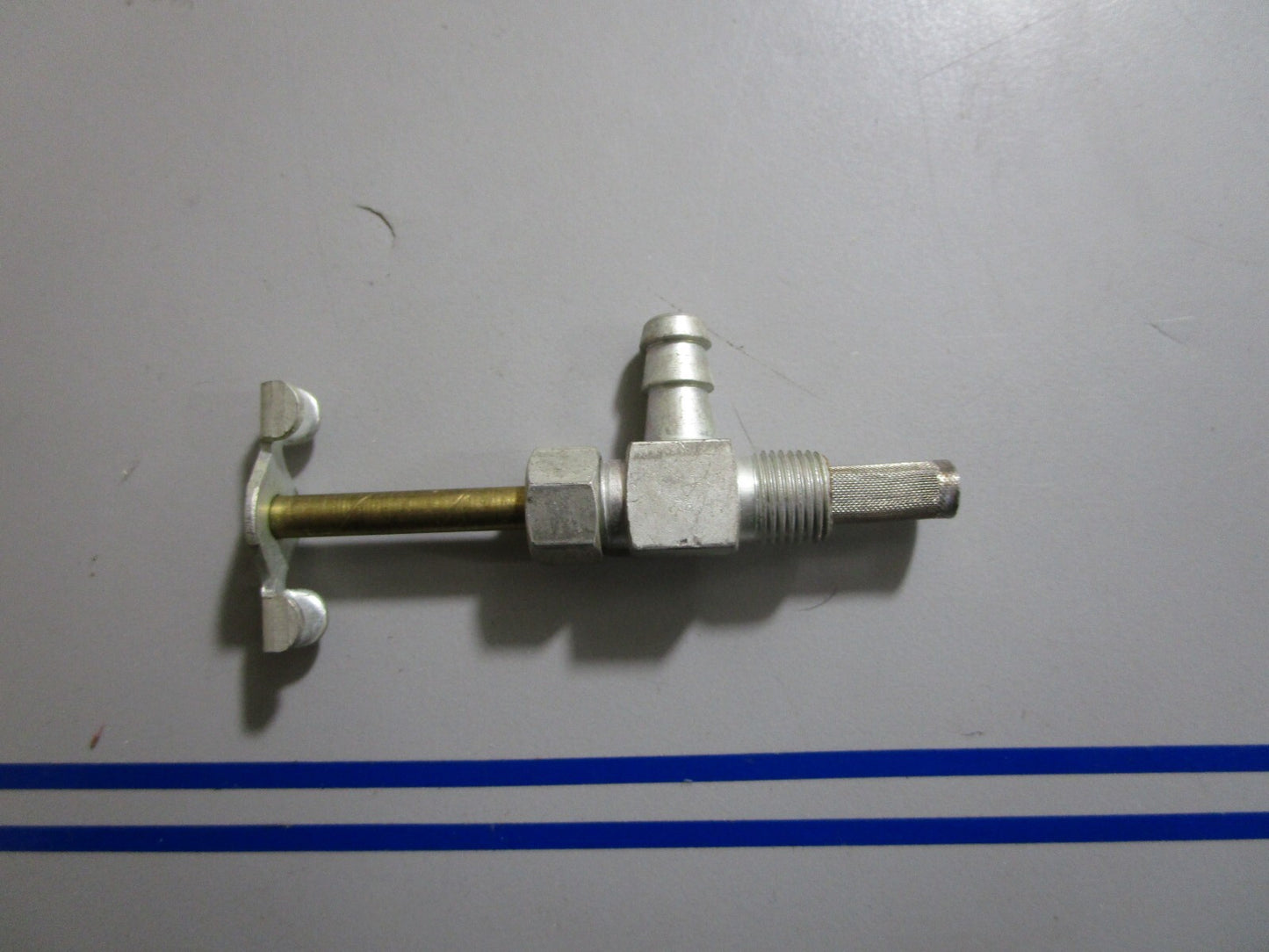 *NEW OEM* 0810 OMC Johnson Evinrude Shut-Off Valve 383688 0383688