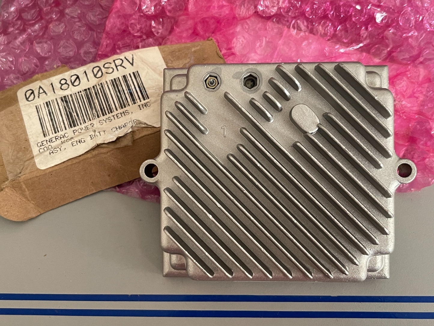 *NEW OEM* 0720 Generac Engine Battery Charger 0A18010SRV