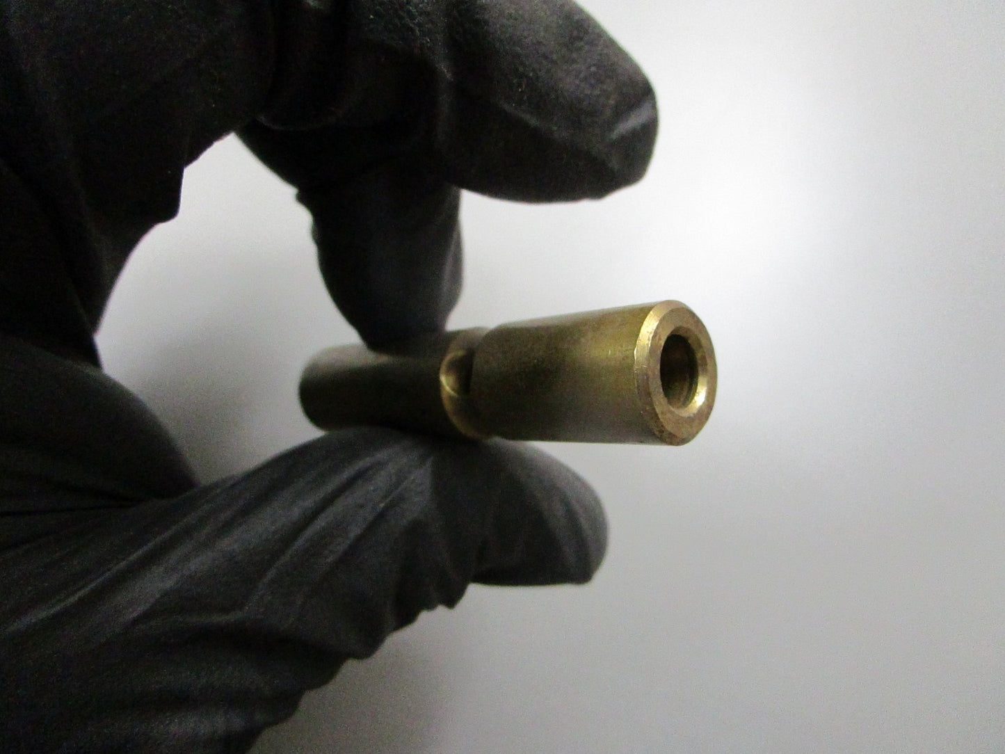 *NEW OEM* 0810 OMC Johnson Evinrude Bushing 318168 0318168