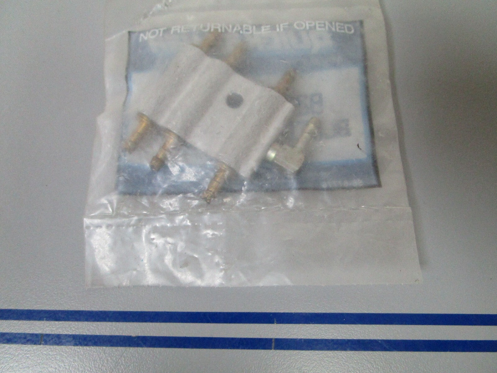 *NEW OEM* 0810 Mercury Quicksilver Bleed System 827210A1