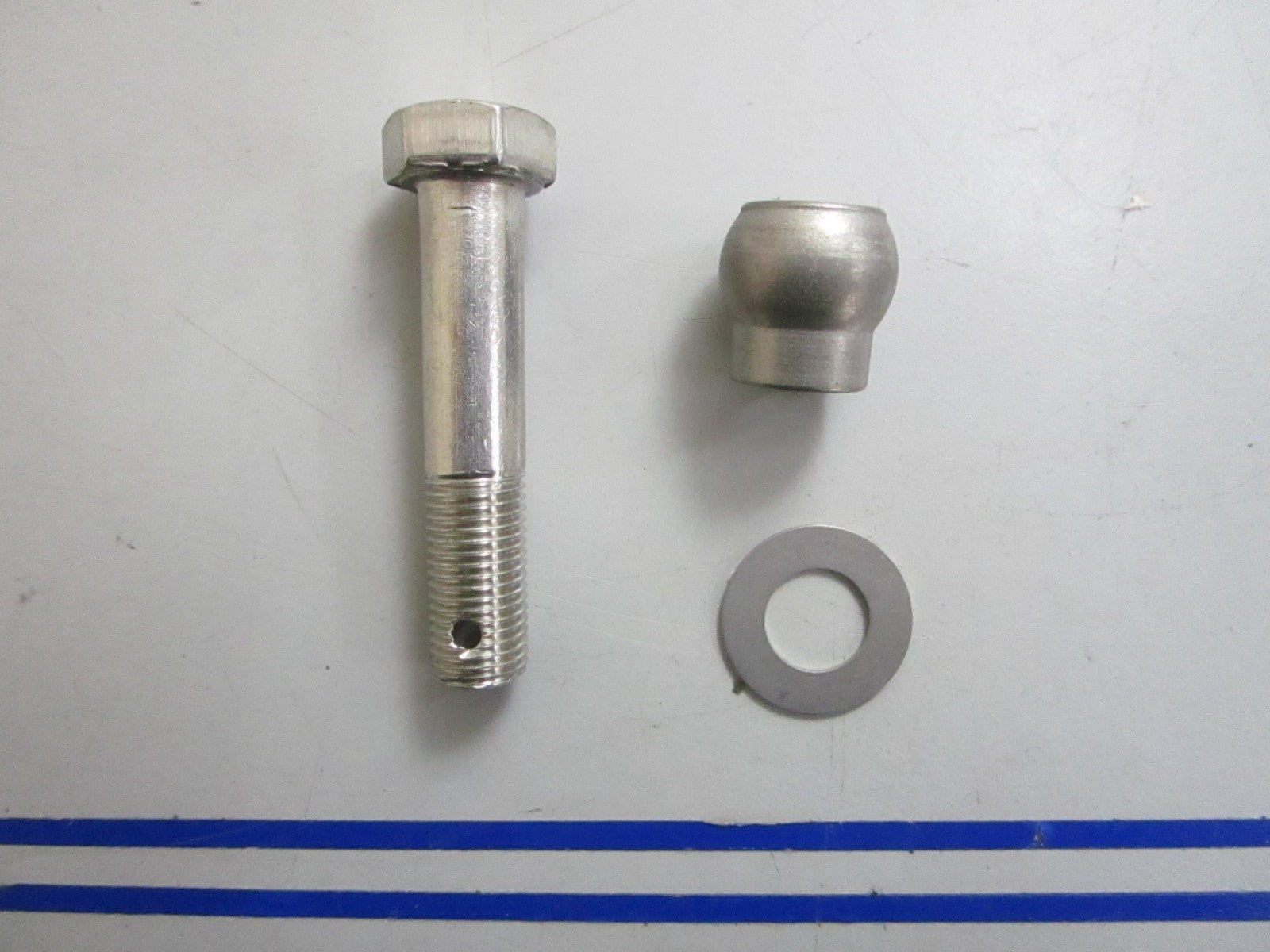 *NEW OEM* 0820 Mercury Quicksilver Bolt Assy 10-87738A1