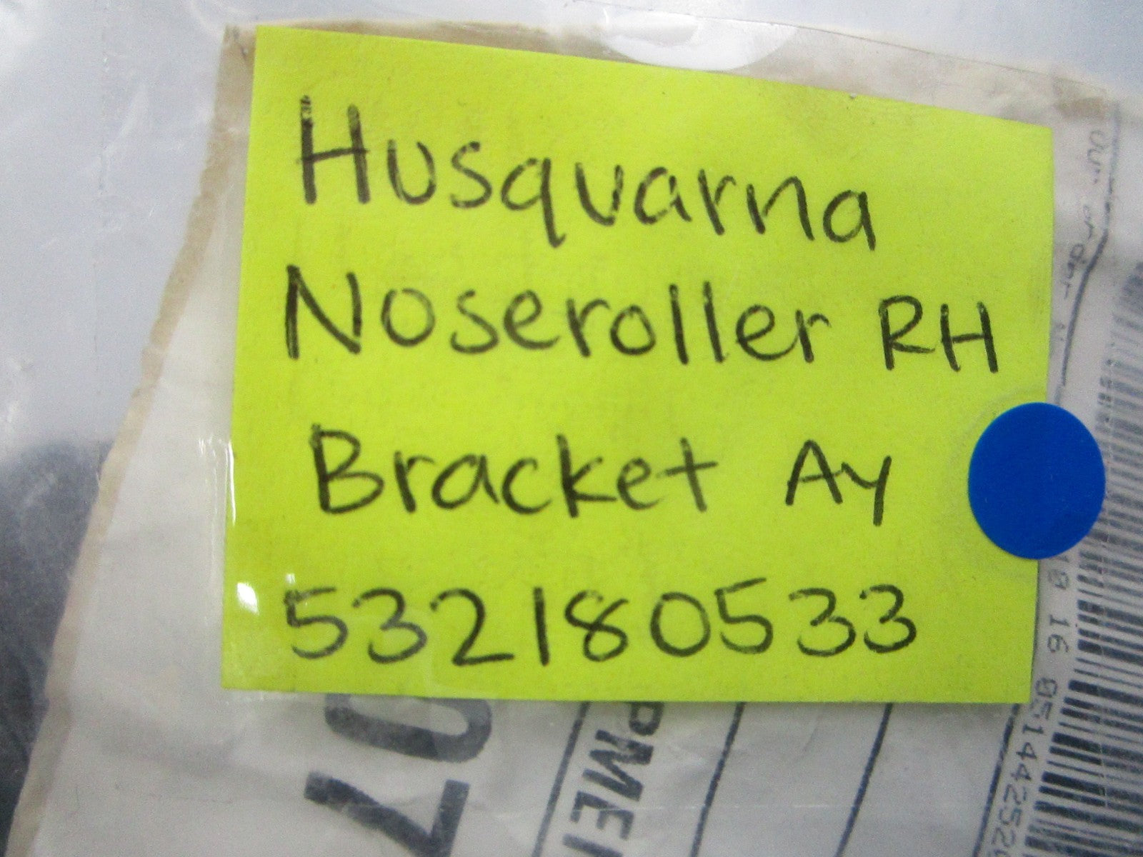NEW OEM 532180533 Husqvarna Noseroller RH Bracket Assembly 0810