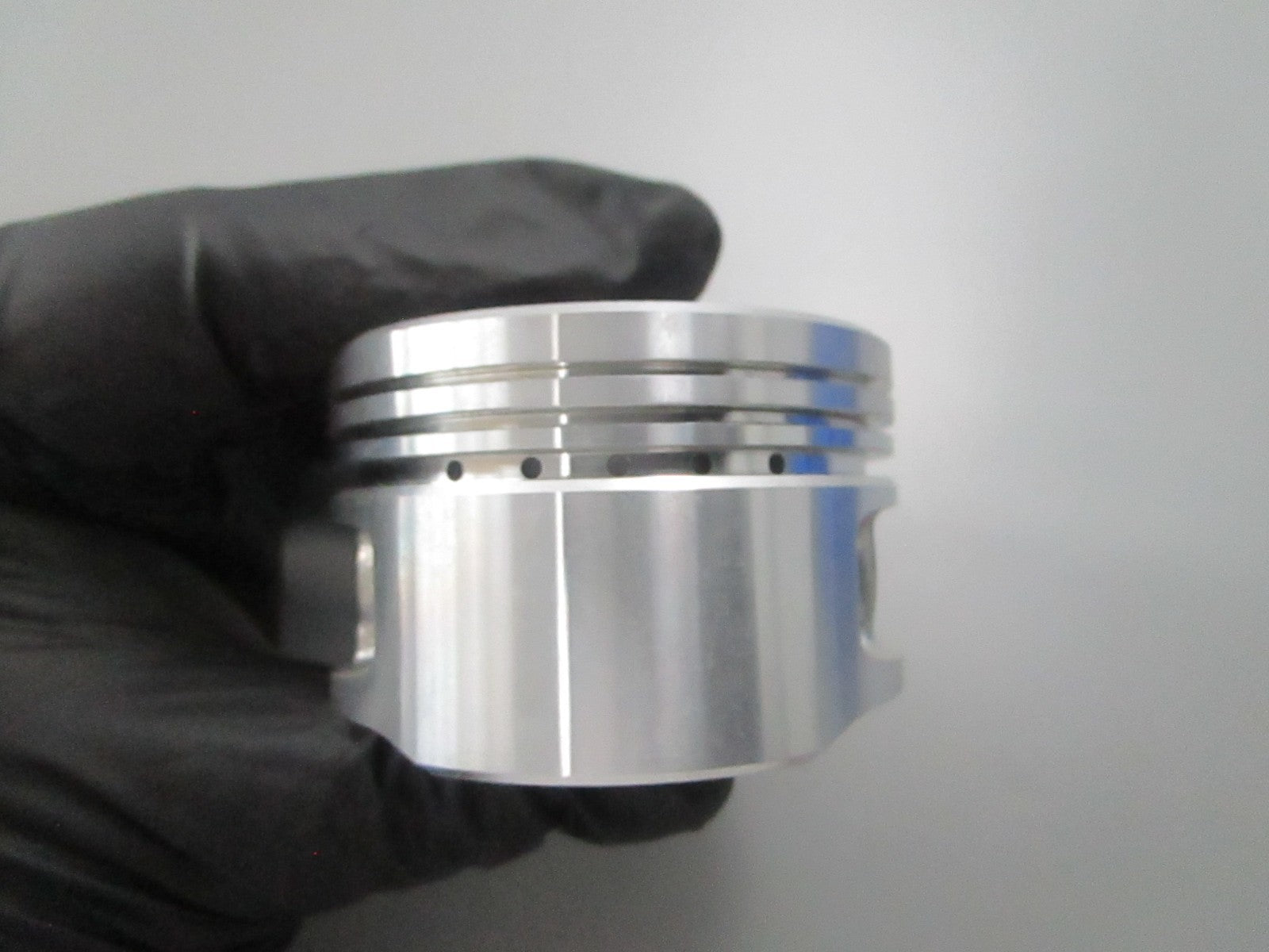 NEW OEM Yamaha Piston 65W-11635-00-00 0810