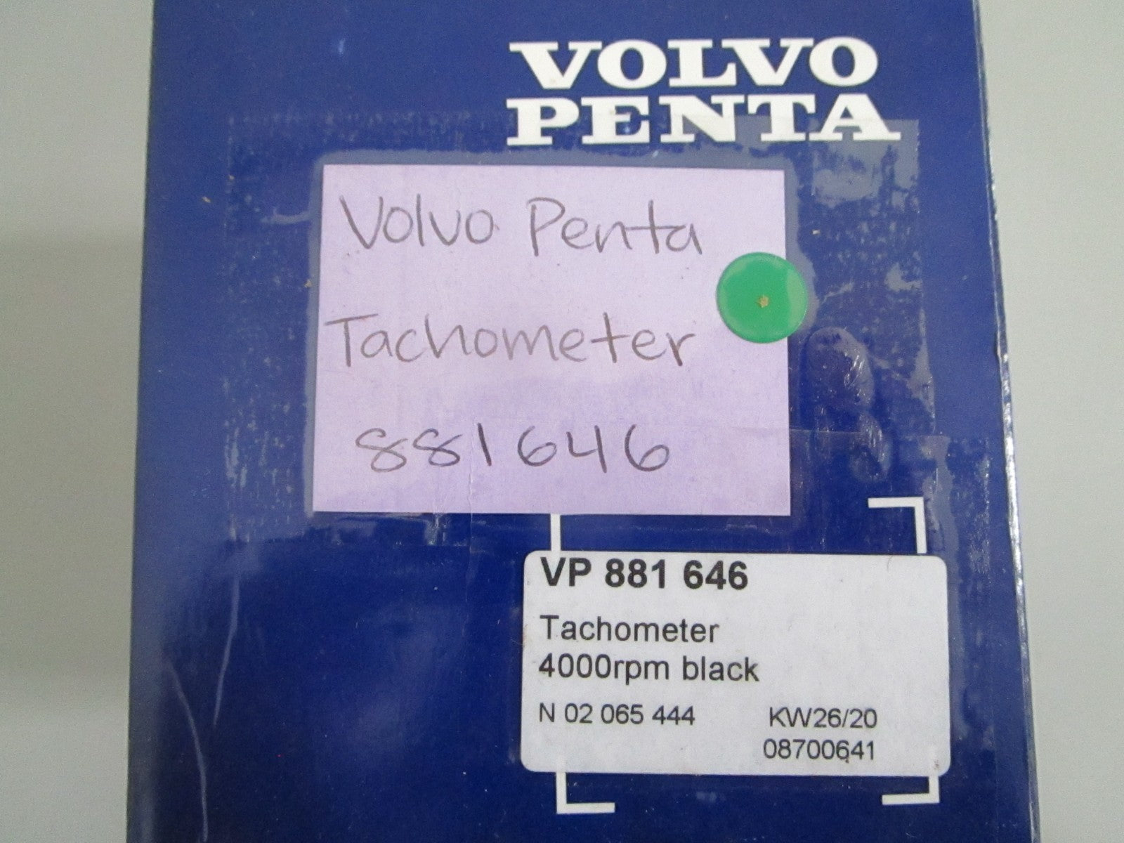 NEW OEM 881646 Volvo Penta Tachometer 0820