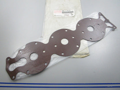 NEW OEM 688-11193-A1-00 Yamaha Head Cover Gasket 0810