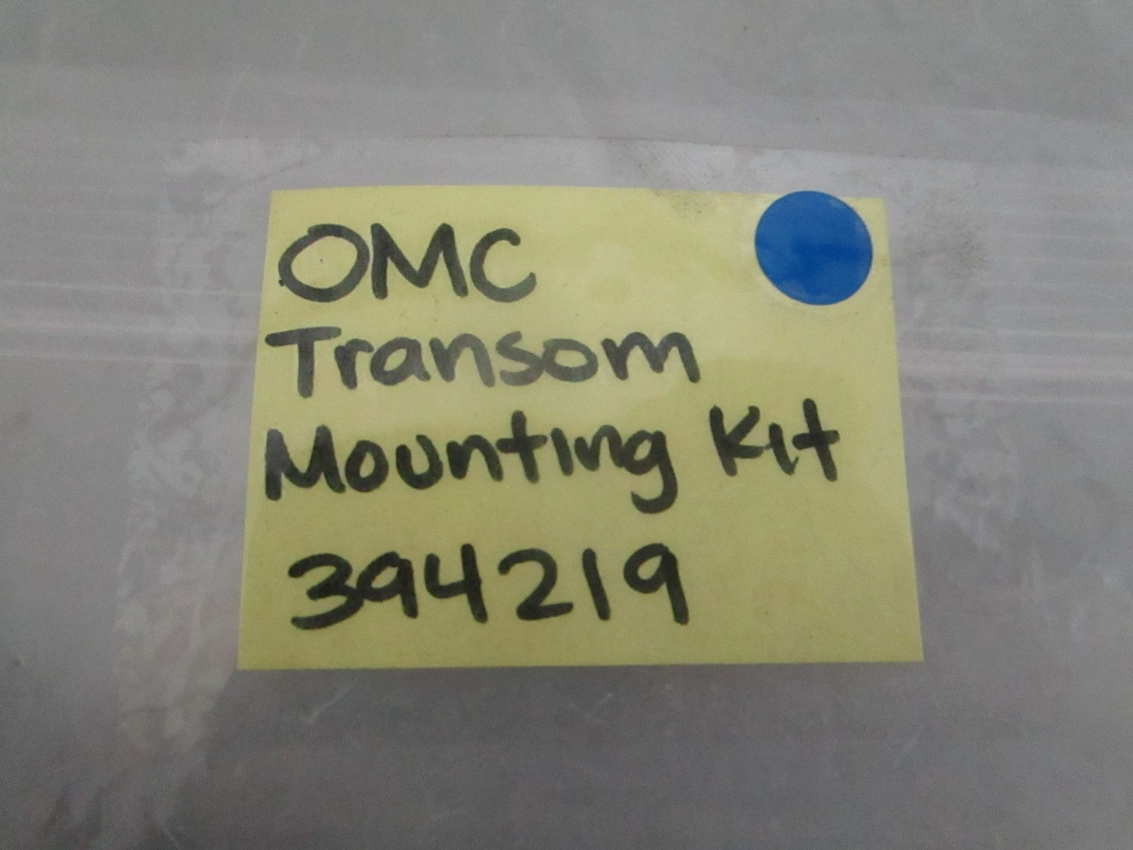 NEW OEM 394219 0394219 OMC Johnson Evinrude Transom Mounting Kit 0820