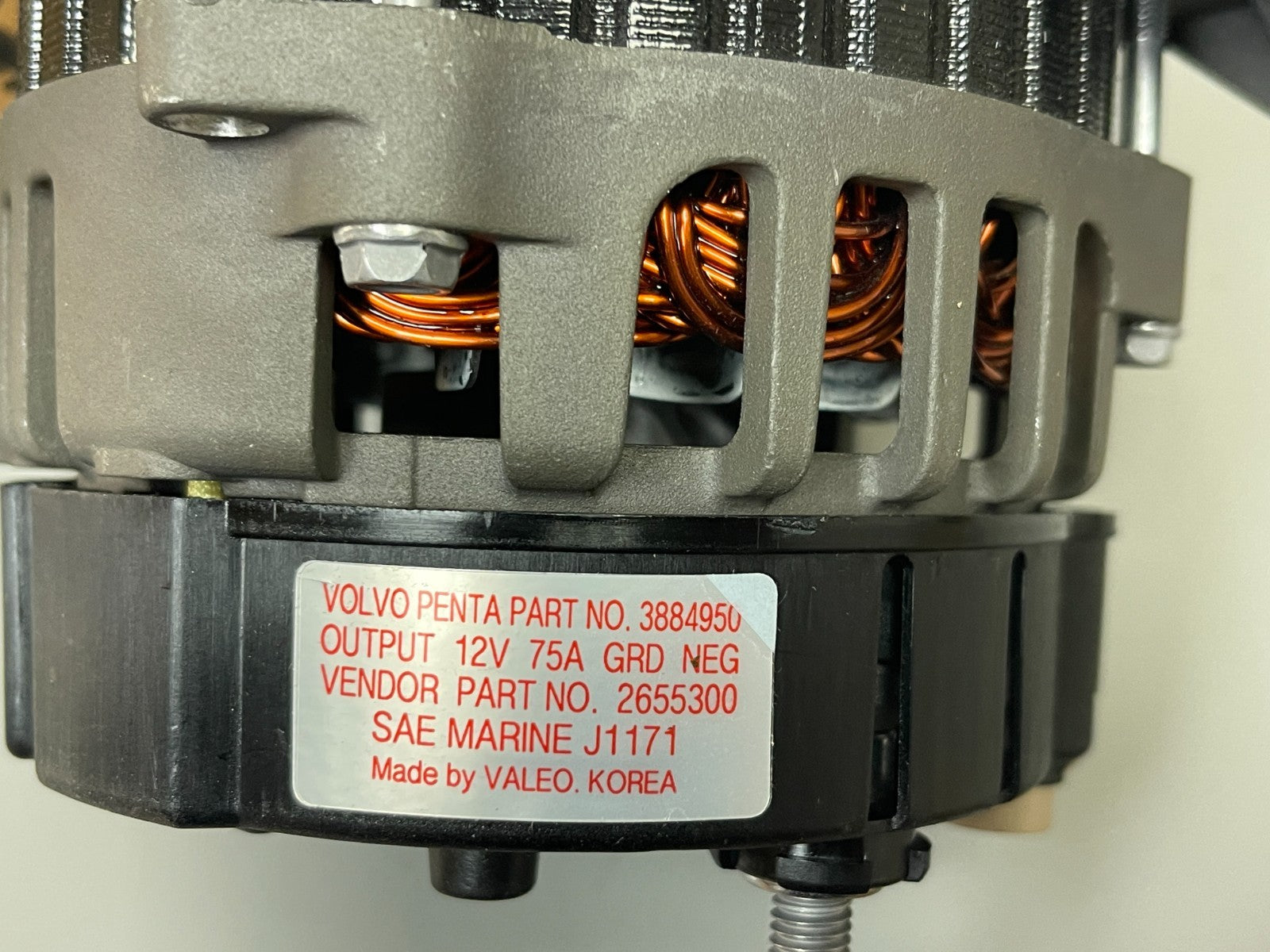NEW OEM 3884950 Volvo Penta 12V 75A Alternator 0720
