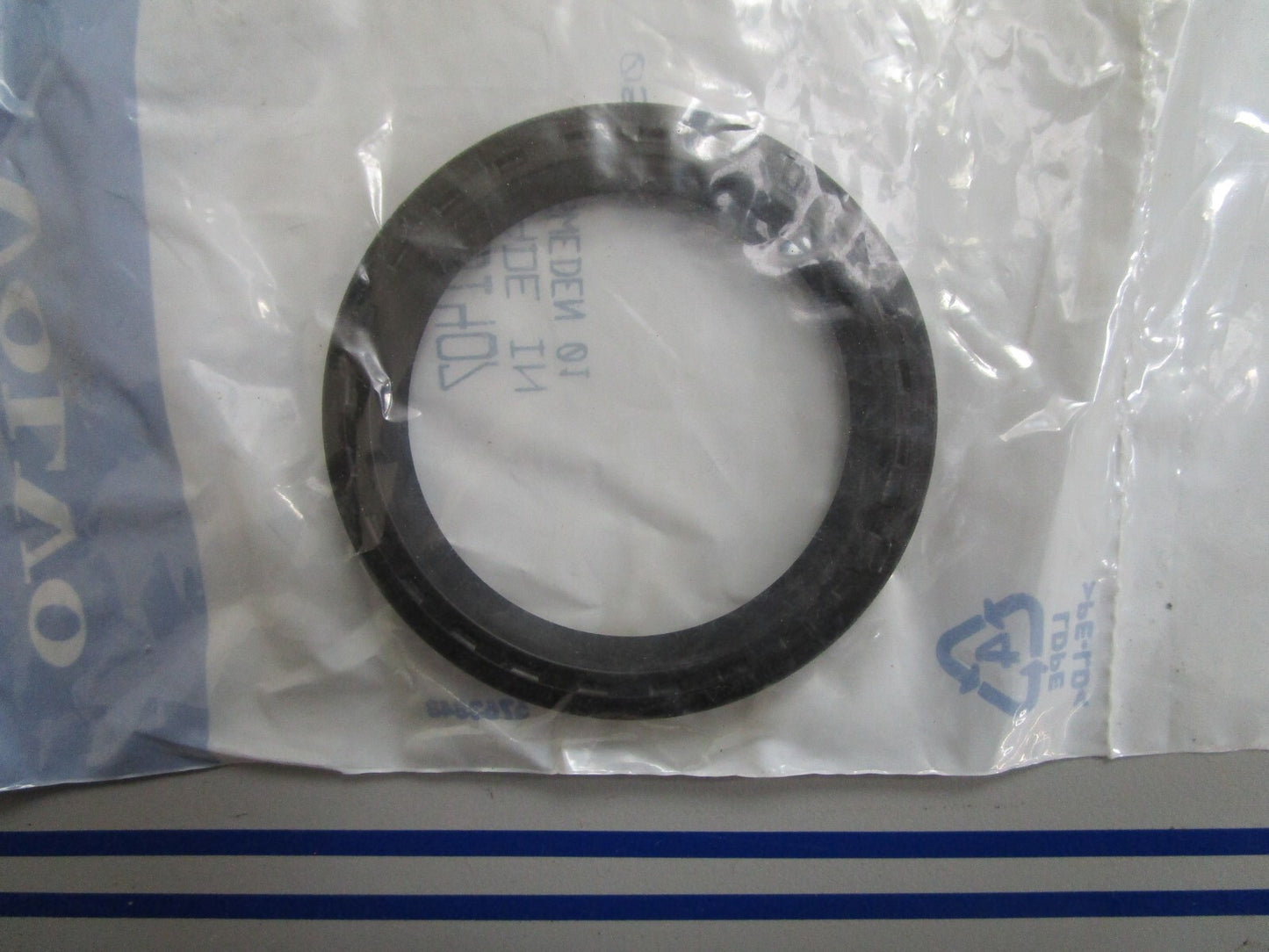*NEW OEM* 0820 Volvo Penta Sealing Ring 851407