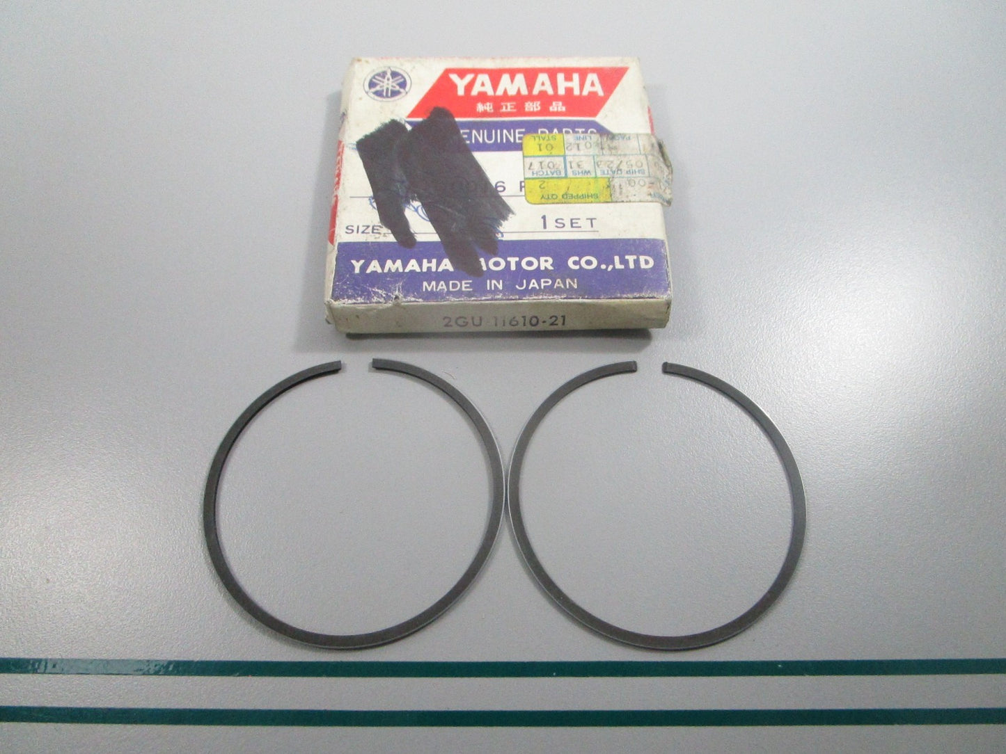 NEW OEM 2GU-11610-21-00 Yamaha Piston Ring Set 0810