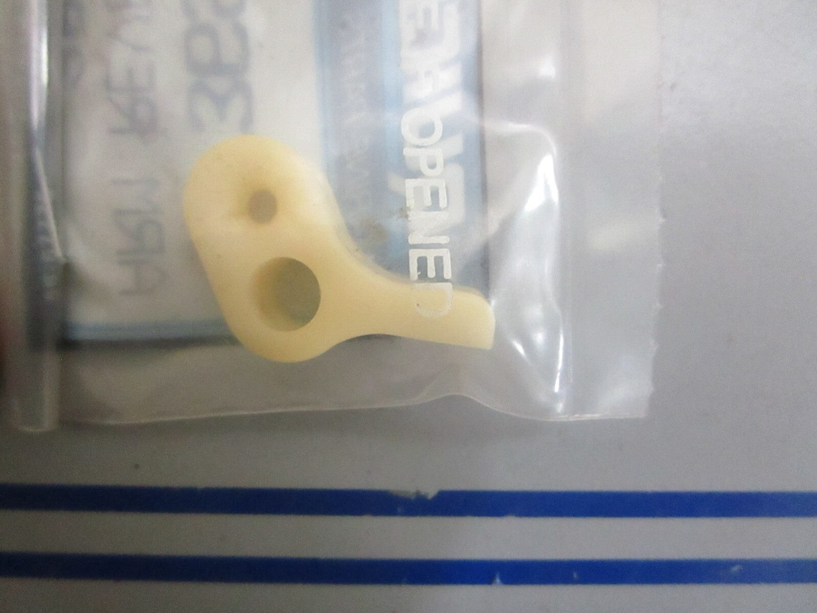 *NEW OEM* 0810 Mercury Quicksilver Arm Reverse Lock F369364