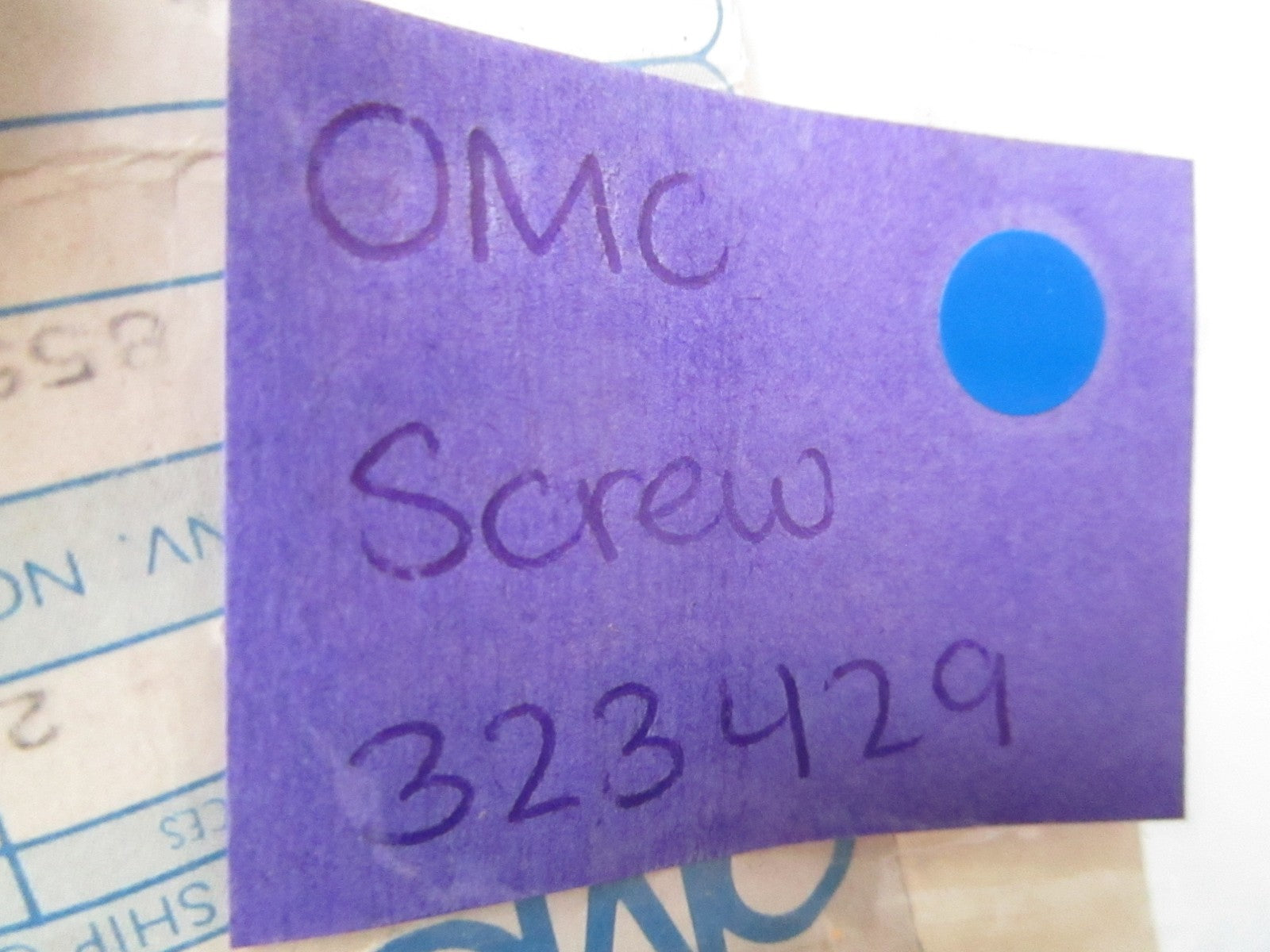 NEW OEM (LOT OF 2) 323429 0323429 OMC Johnson Evinrude Screw 0810