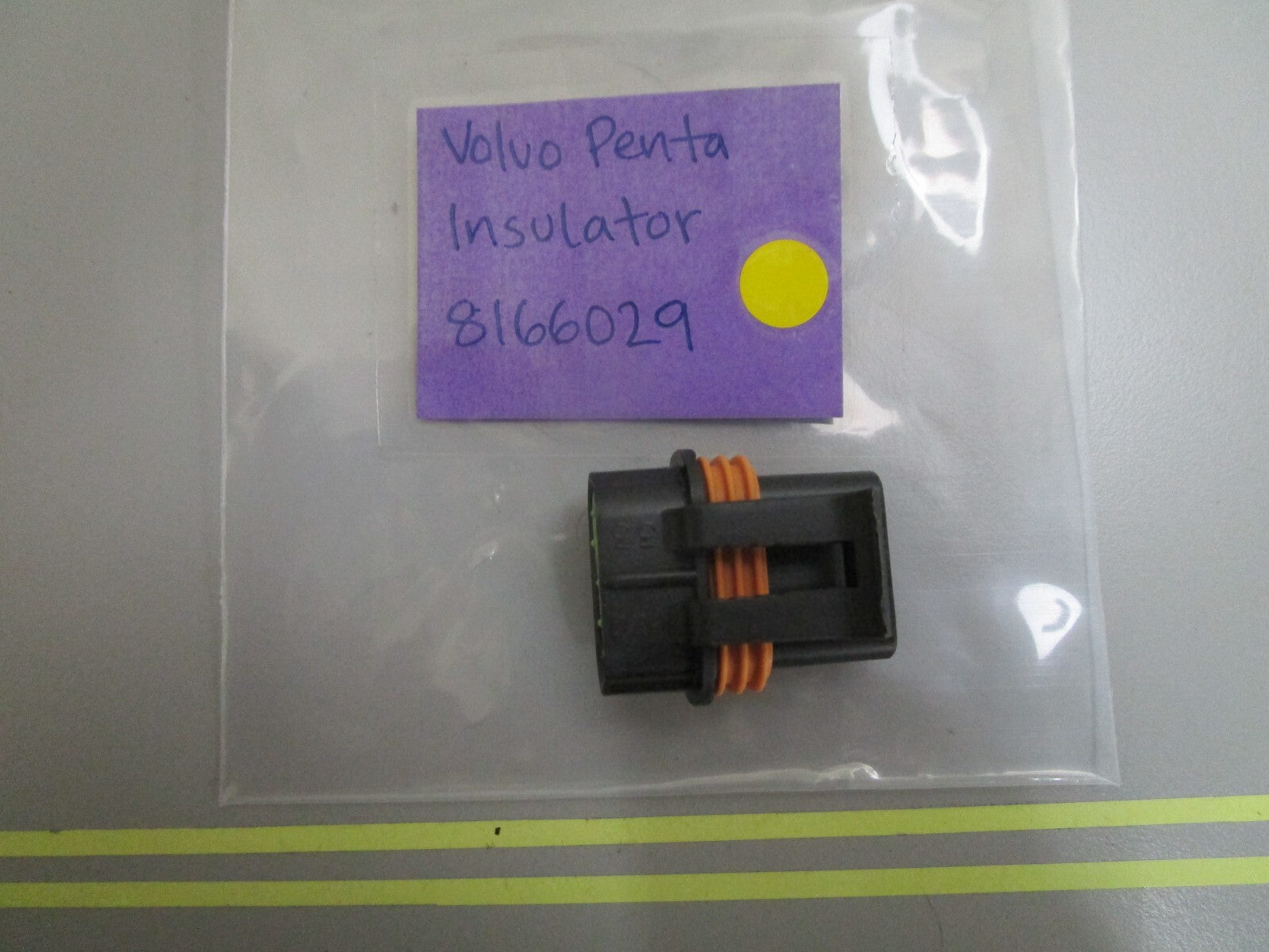 *NEW OEM* 0810 Volvo Penta Insulator 8166029