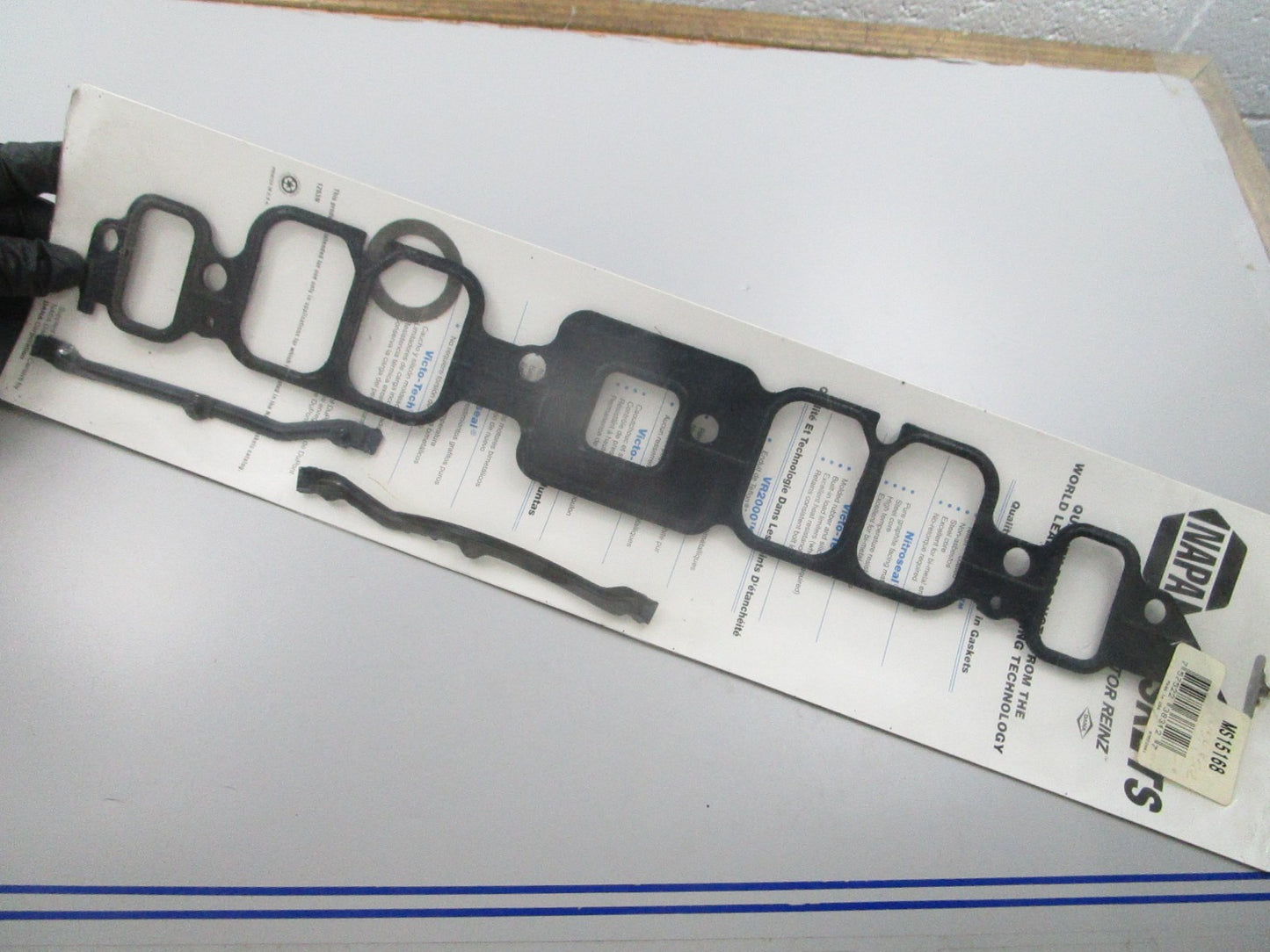NEW MS15168 NAPA Gasket Set 0810