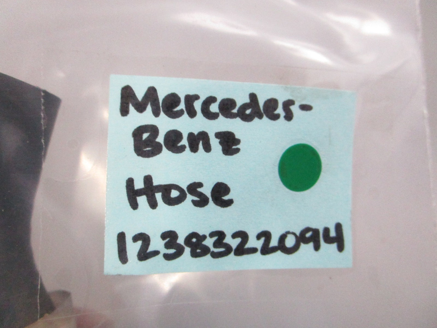 NEW OEM 1238322094 Mercedes-Benz Hose 0810