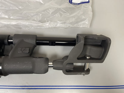 *NEW OEM* 0670 Volvo Penta Power Steering Actuator 3860883 21910902
