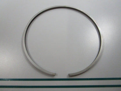 NEW OEM 326749 0326749 OMC Johnson Evinrude Ring 0810