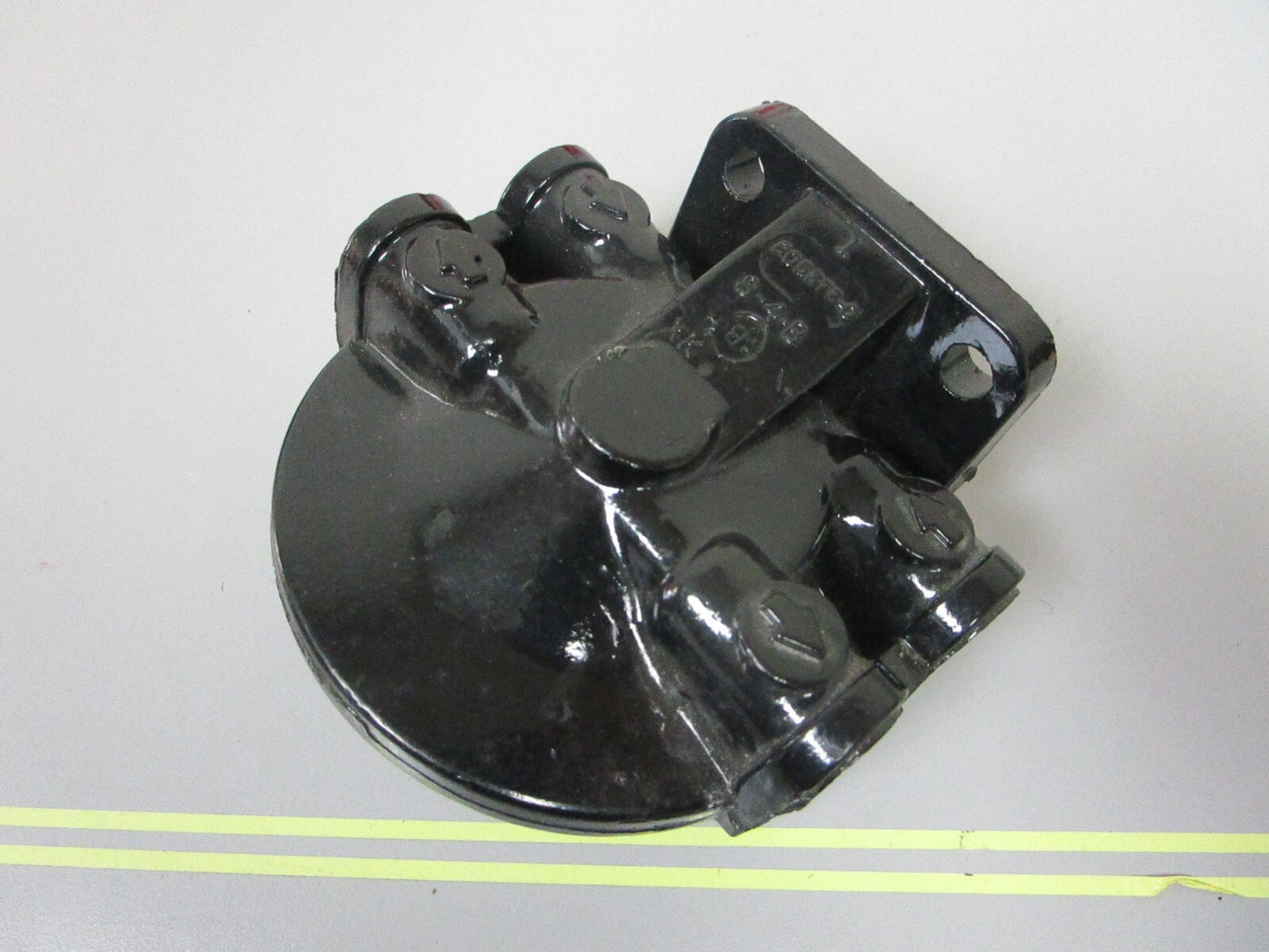 *NEW OEM* 0810 Mercury Quicksilver Water Separator Base 805373 805373-C