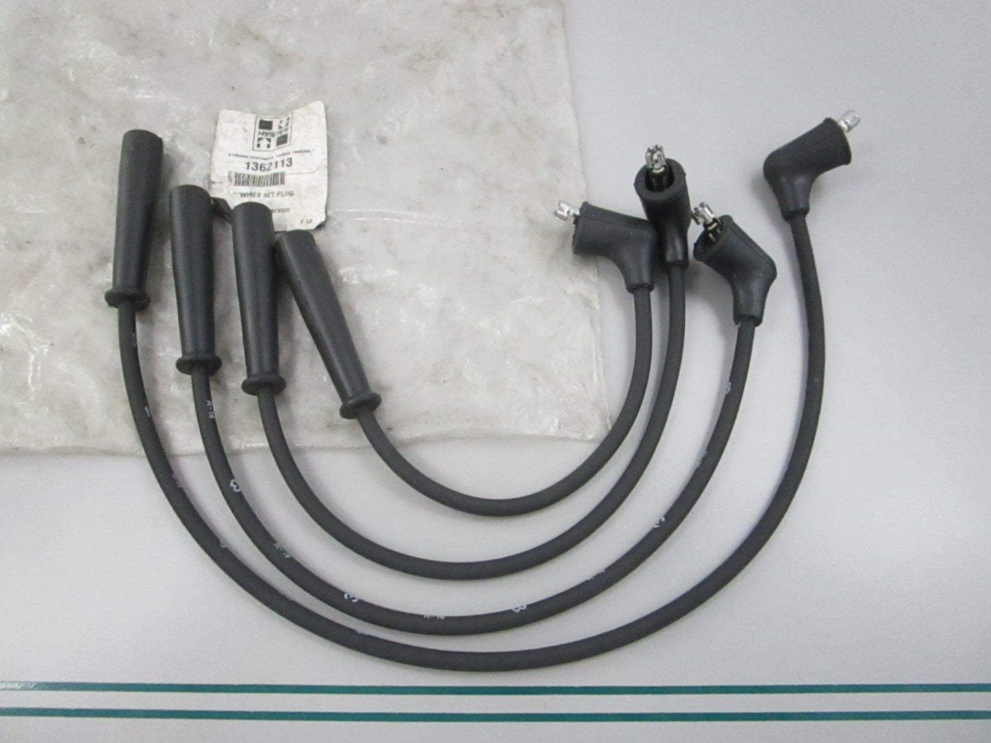 NEW OEM 1362113 Hyster Plug Wire Set 0810