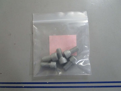 *NEW OEM* (LOT OF 5) 0770 Volvo Penta Socket Screw 956582