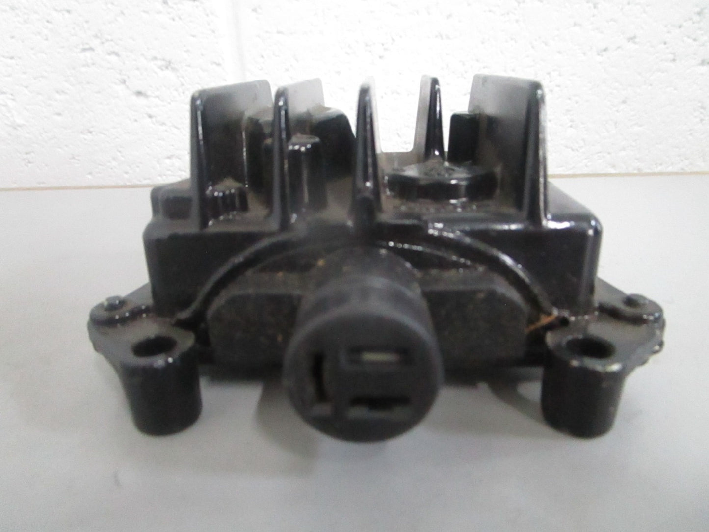 NEW OEM 1116377B Mercury Delco Remy Voltage Regulator 0820