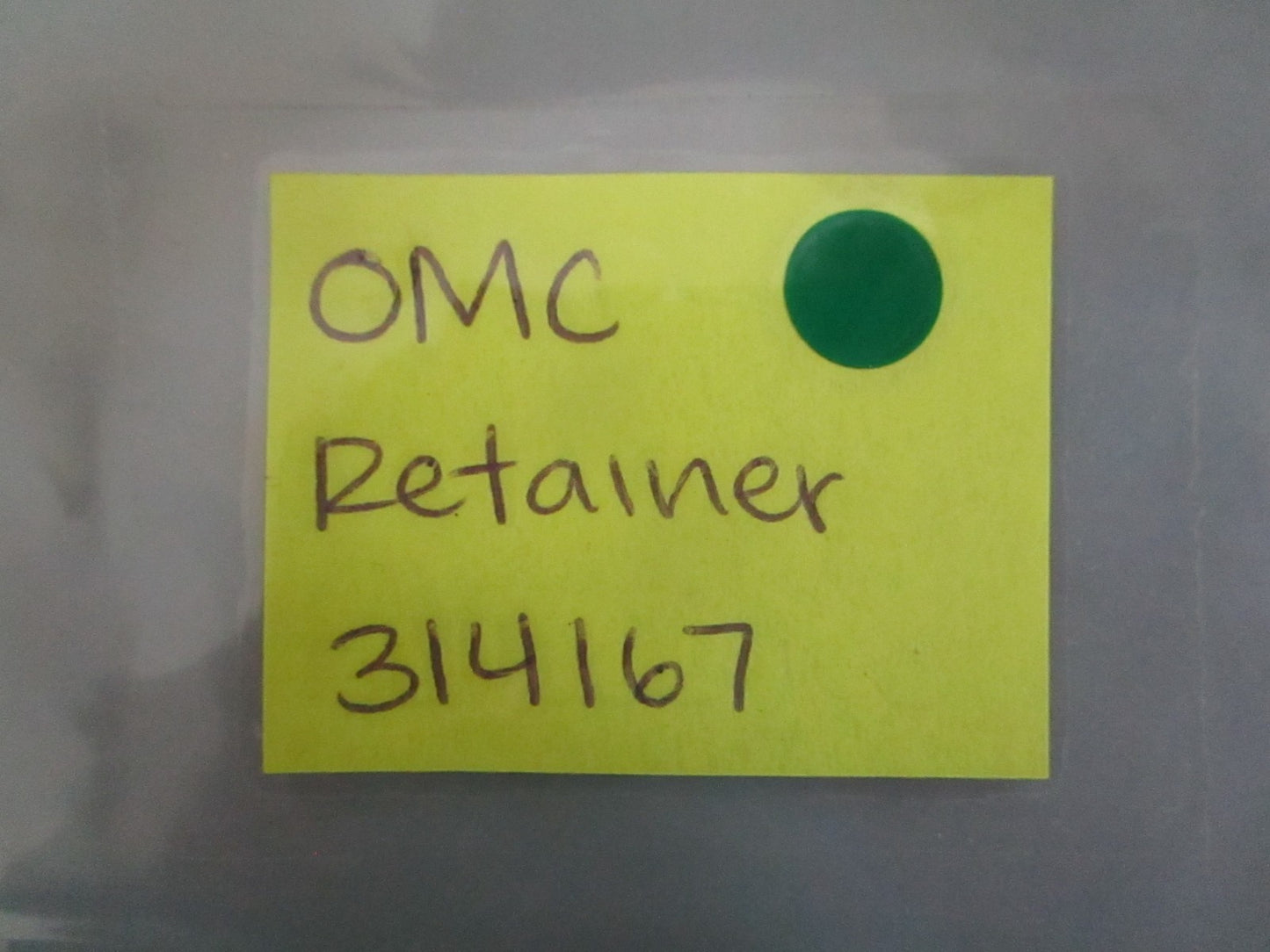 NEW OEM (LOT OF 2) 314167 0314167 OMC Johnson Evinrude Retainer 0820