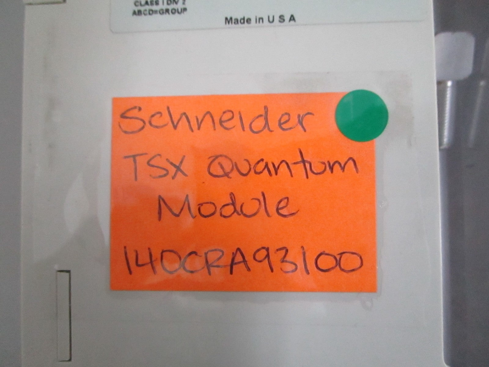 Schneider 140CRA93100 Modicon Quantum RIO Drop Adaptor Module NEW OEM 0820