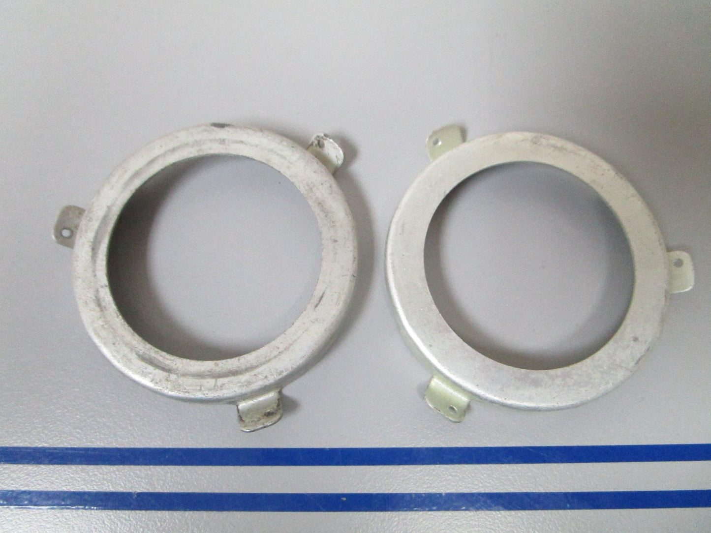 NEW OEM (LOT OF 2) 202114 0212114 OMC Johnson Evinrude Starter Cup 0810