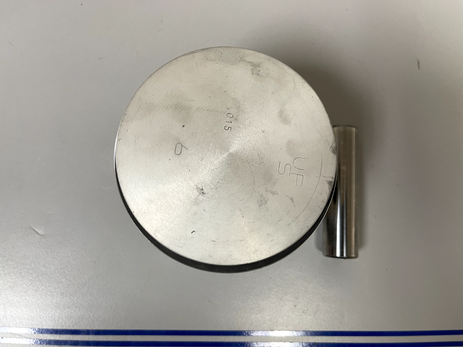 *NEW OEM* 0670 Mercury Mariner 1991 135 150 175 200hp .015 STBD Piston Ay 9738A5