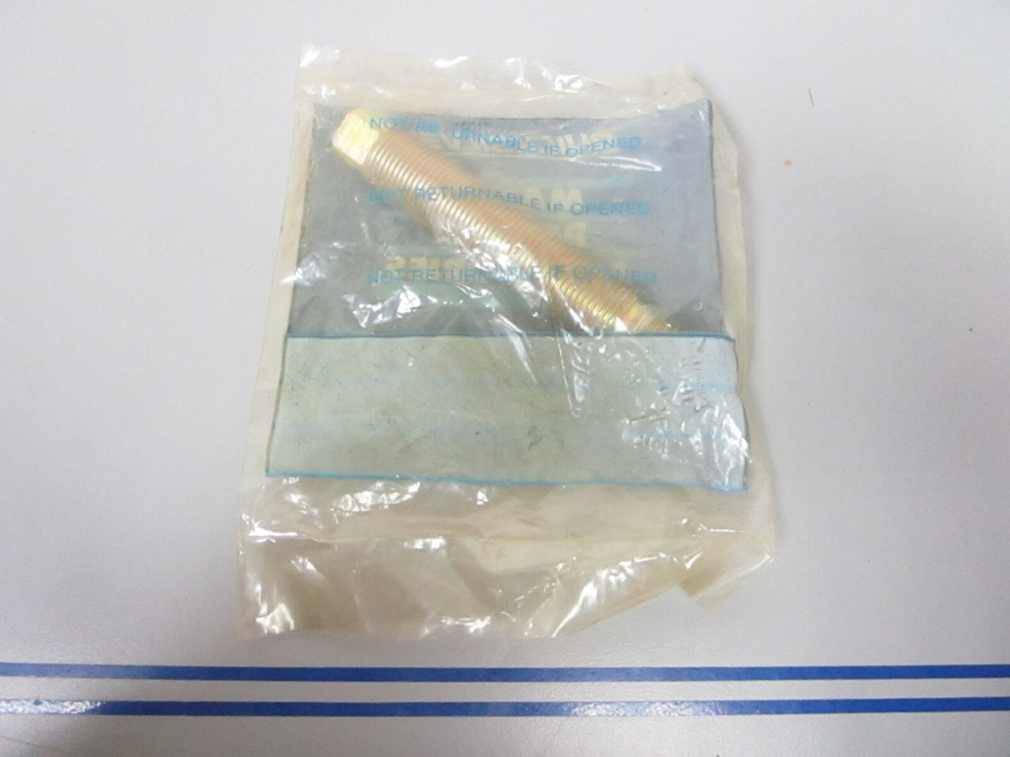 *NEW OEM* 0810 Mercury Quicksilver Stud 16-41012