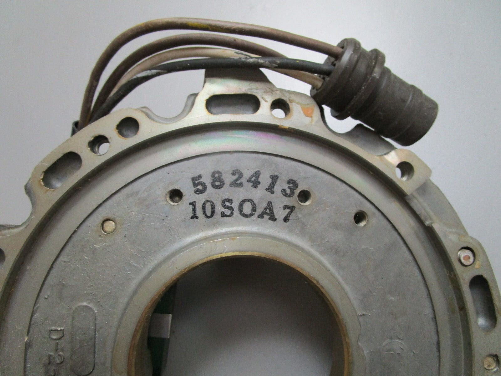 *NEW OEM* 0820 OMC Johnson Evinrude Charge Coil & Plate Assy 582413 0582413