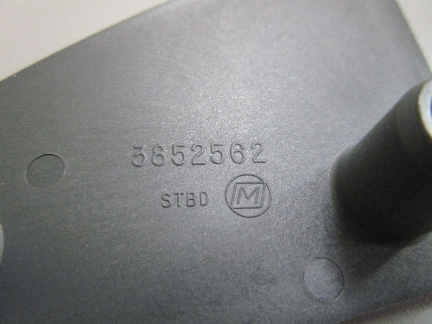 *NEW OEM* 0810 OMC Johnson Evinrude Thrust Plate 911838 0911838