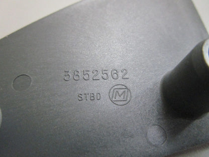 *NEW OEM* 0810 OMC Johnson Evinrude Thrust Plate 911838 0911838