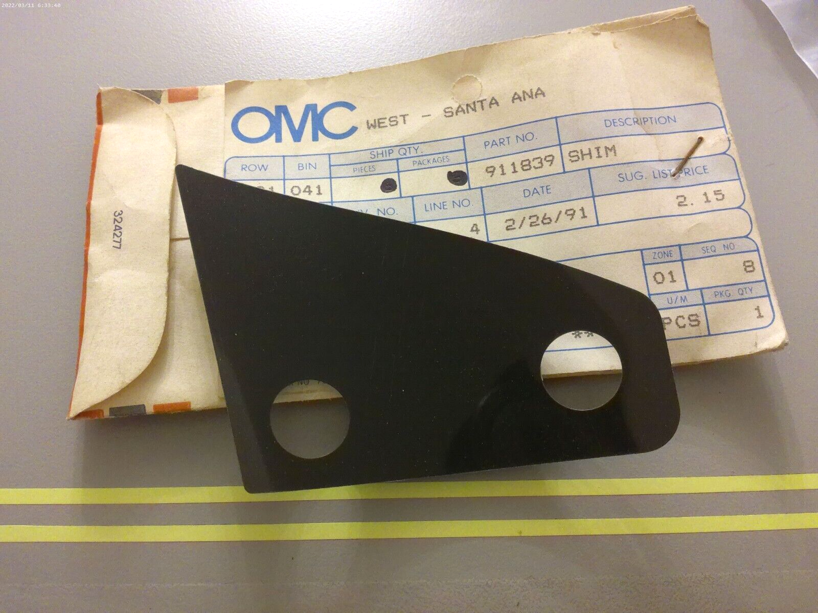 *NEW OEM* 0810 OMC Johnson Evinrude Shim 911839 0911839