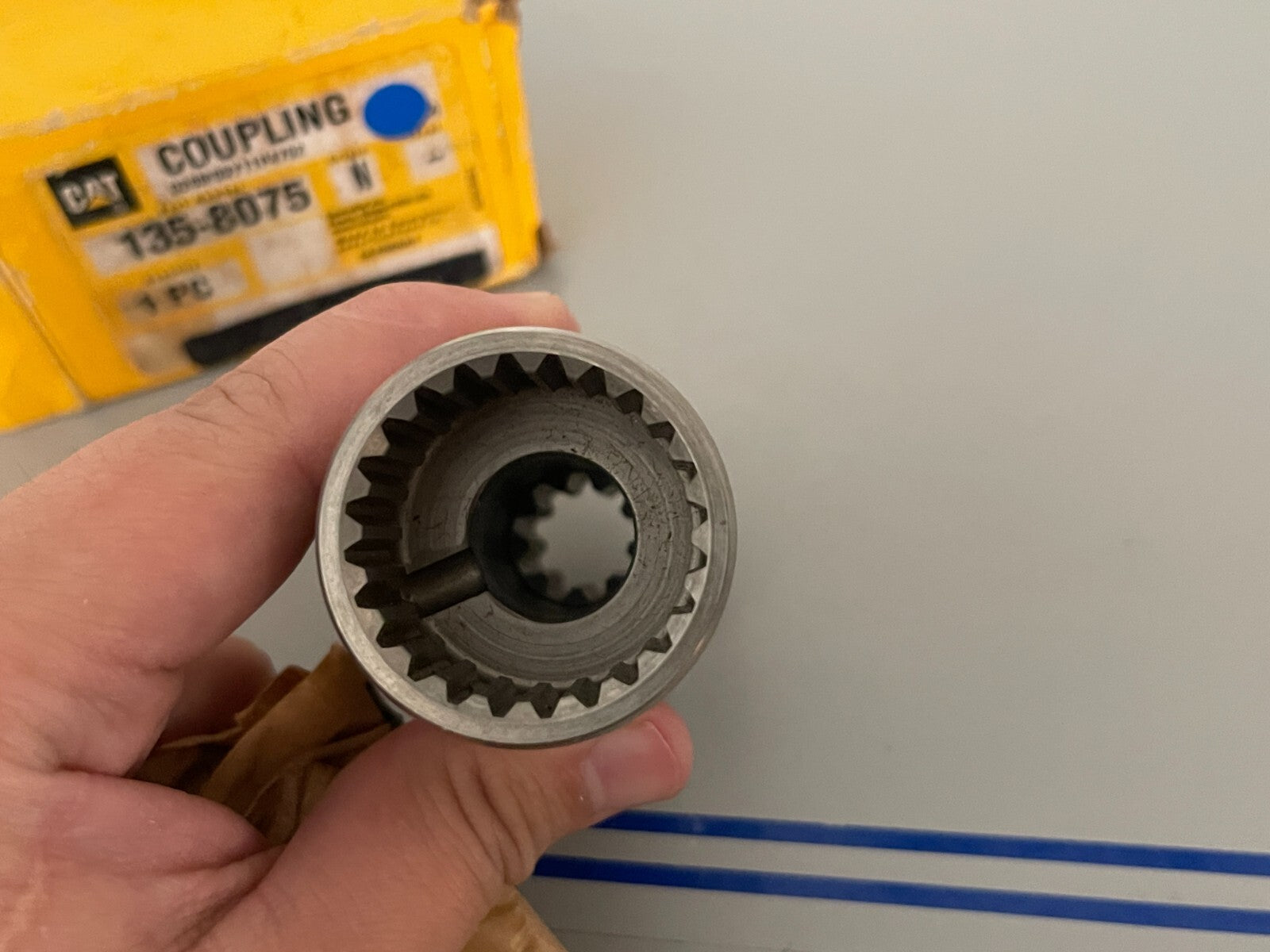 *NEW OEM* 0720 CAT Caterpillar Coupling 135-8075