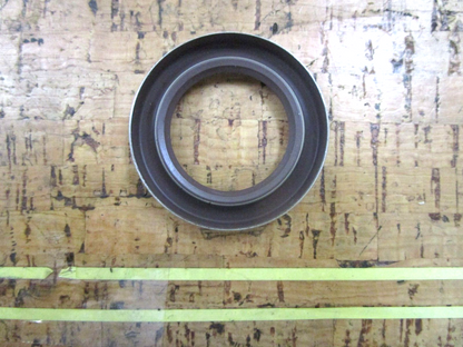 *NEW OEM* 0750 OMC Johnson Evinrude SEAL, OIL 764337 0764337