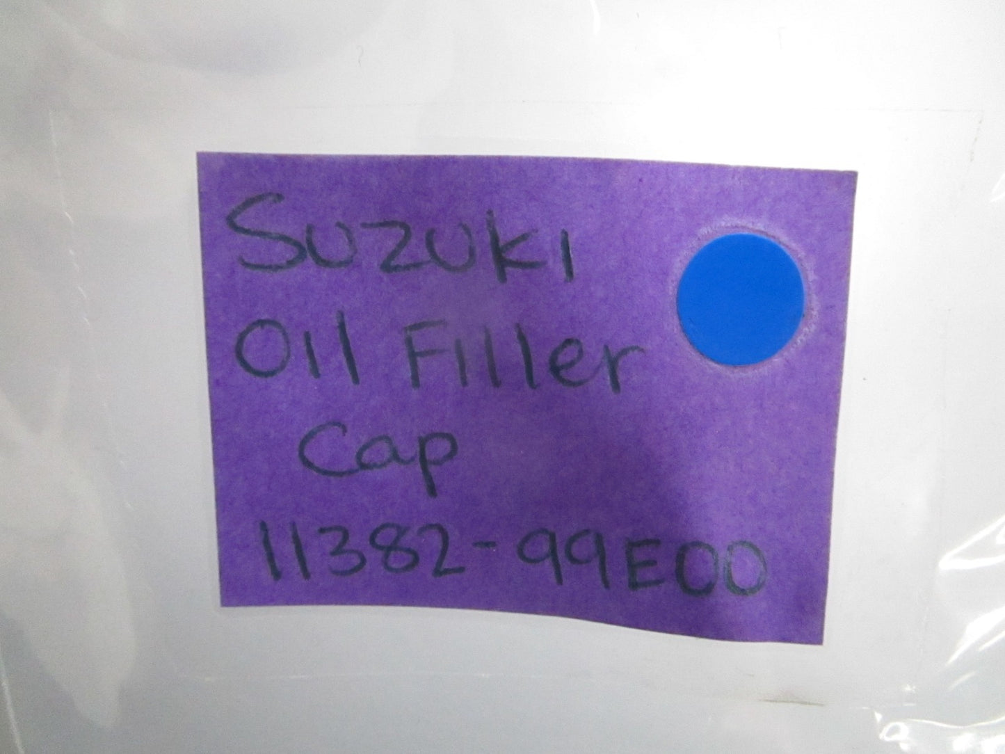 *NEW OEM* 0820 Suzuki Oil Filler Cap 11382-99E00