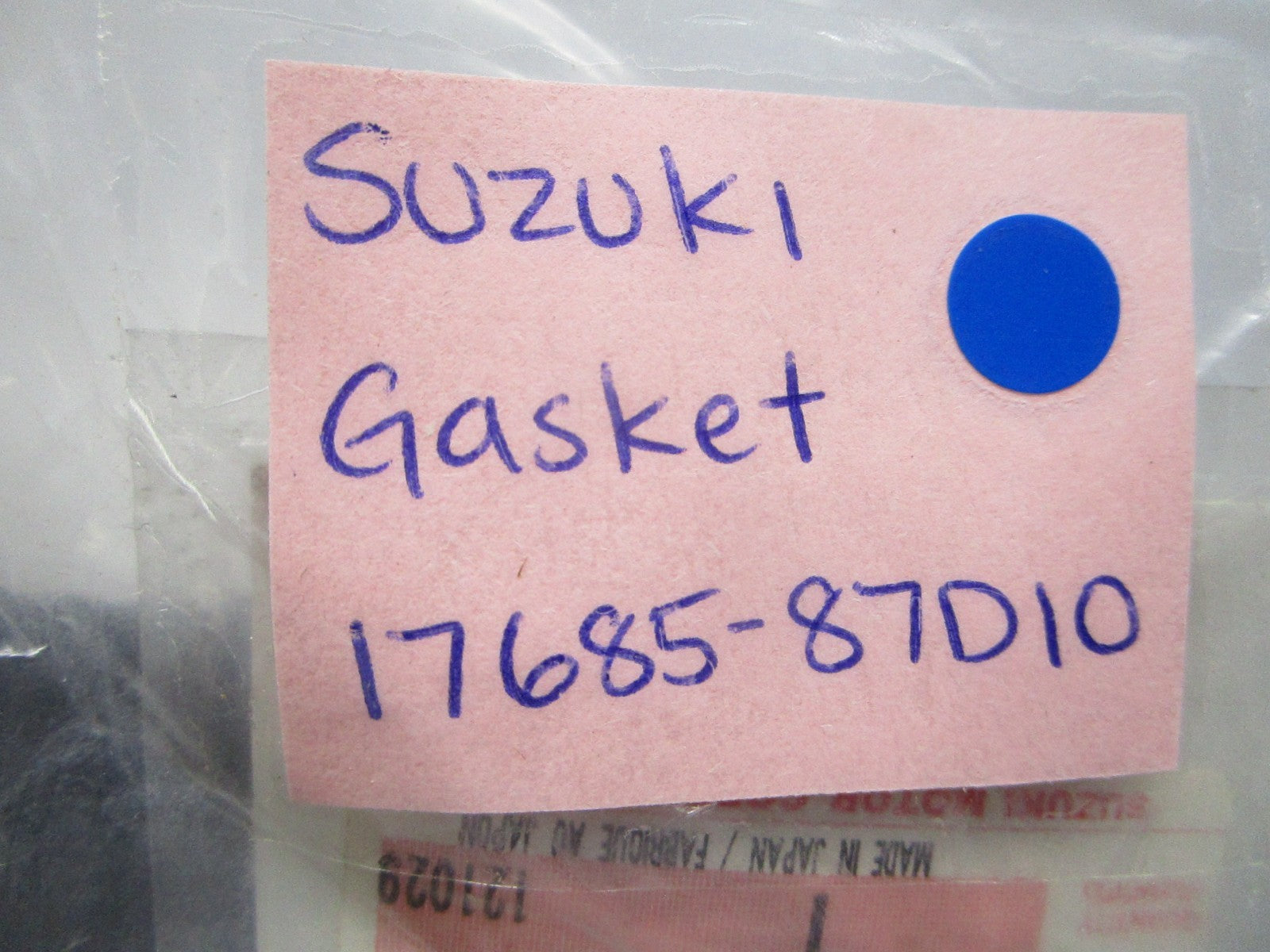 *NEW OEM* 0810 Suzuki Gasket 17685-87D10