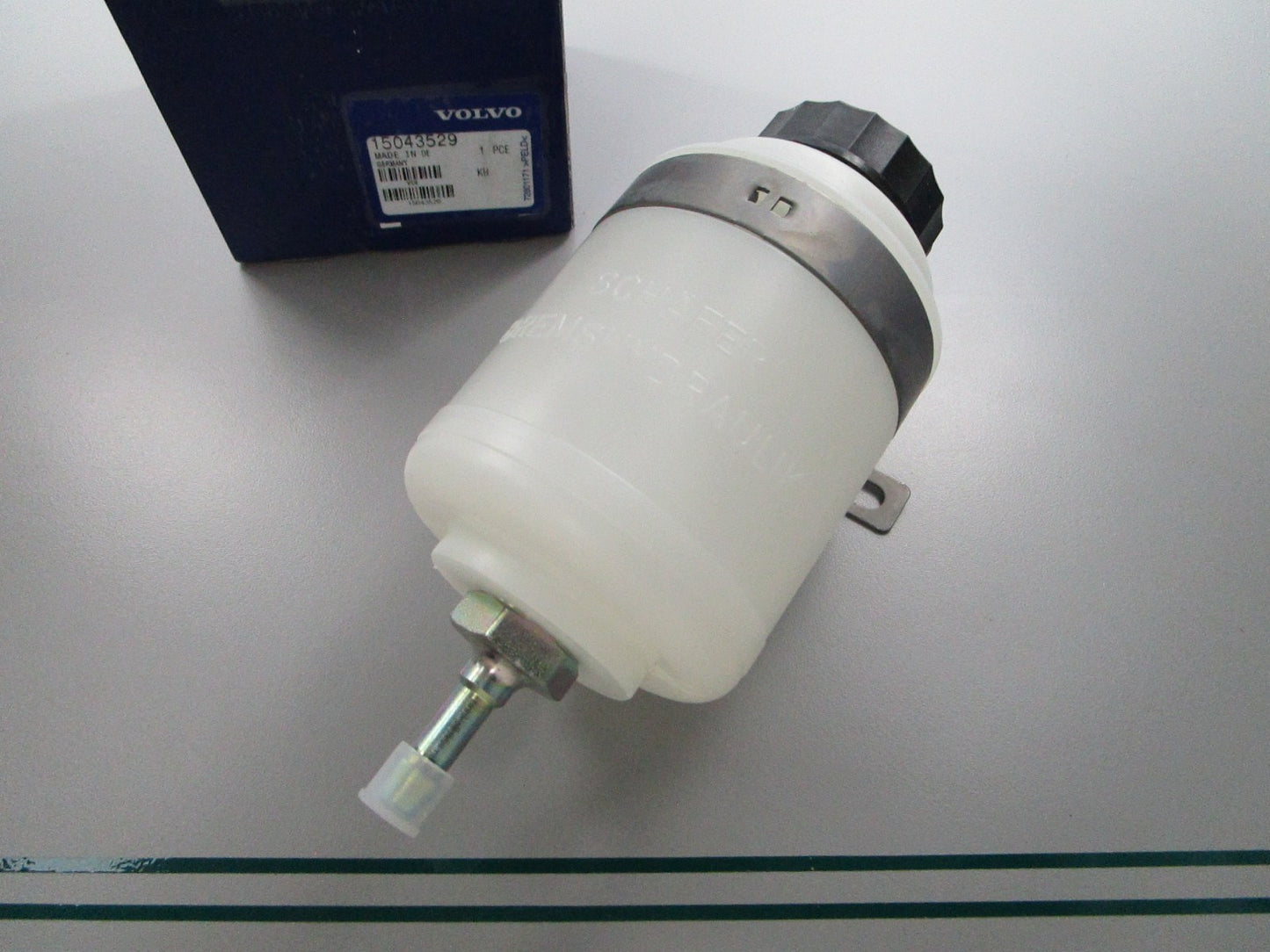 NEW OEM 15043529 Volvo Penta Reservoir 0810
