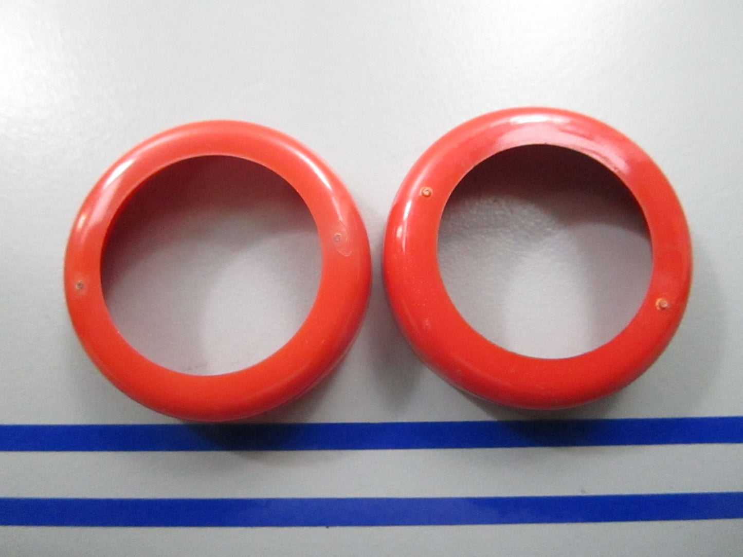 *NEW OEM* (LOT OF 2) 0810 OMC Johnson Evinrude Mounting Ring 326048 0326048