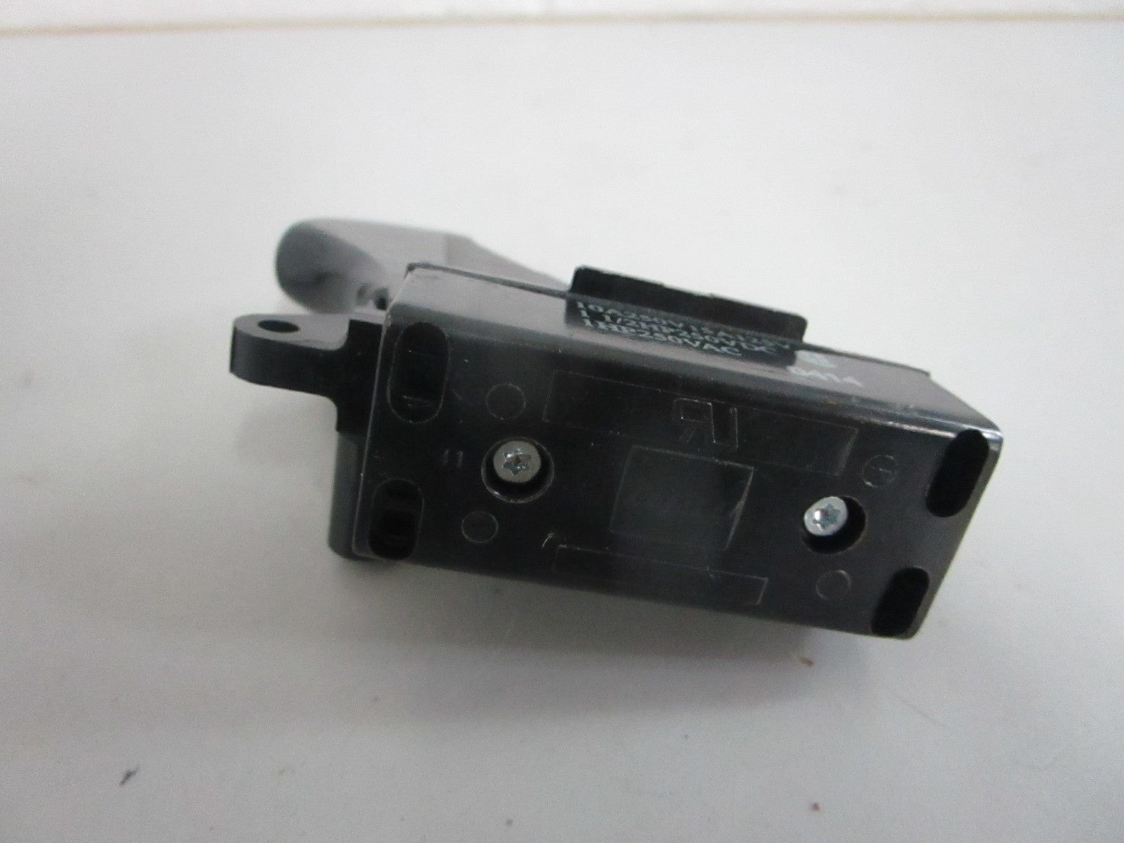 NEW OEM 131004-00 Black+Decker Switch 0820
